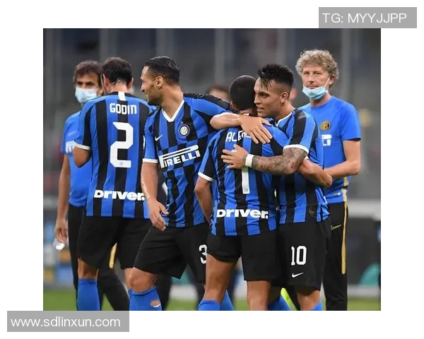 蓝黑闪电！劳塔罗两球摧枯拉朽，国际米兰2-0完胜比萨，剑指巅峰！